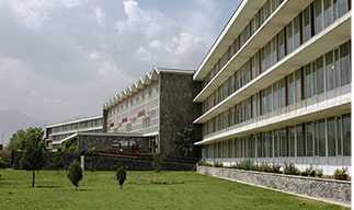 住宿舍，仿佛還在校園